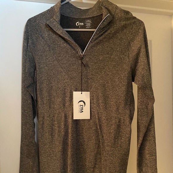 Zyia Fog Performance 1/4 Zip - Picture 2 of 3